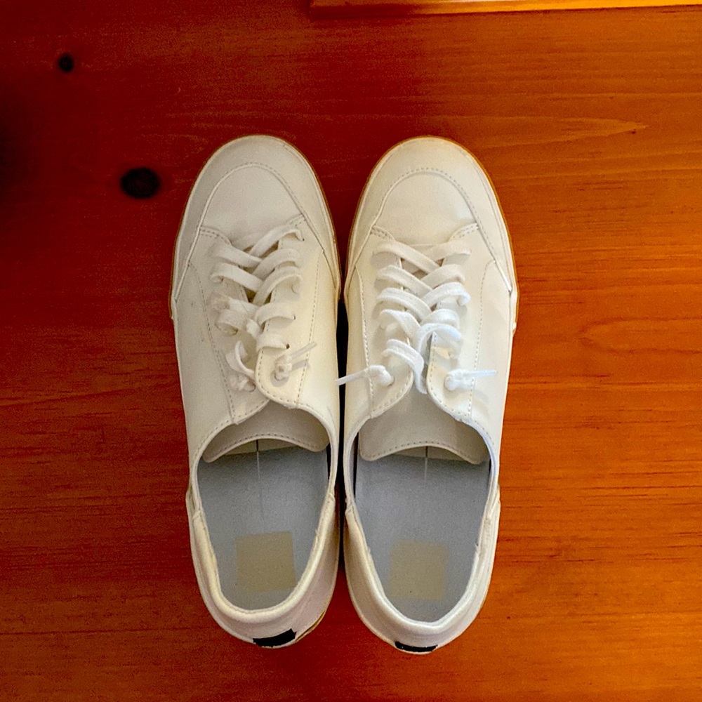 Women’s size 8.5 dolce vita sneakers